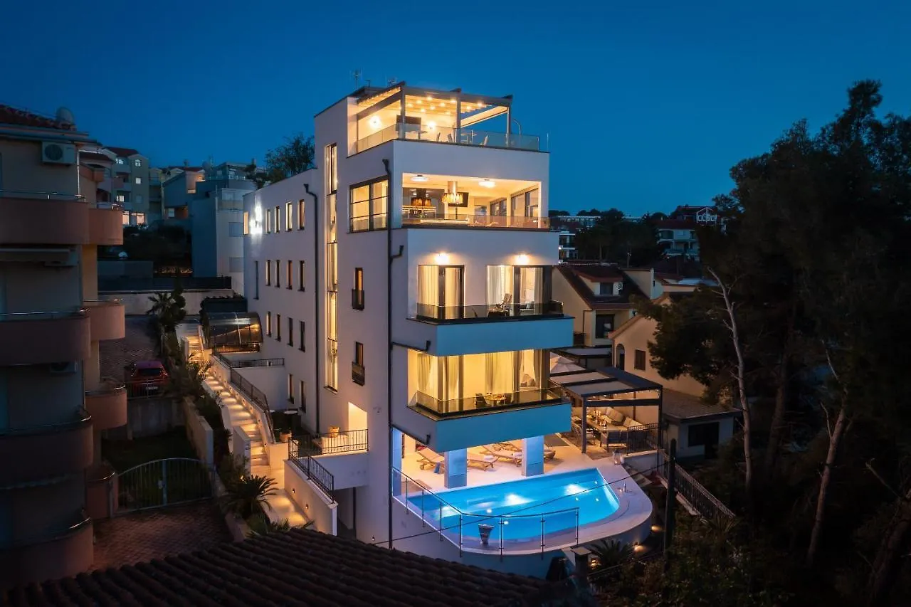 Apartment Beach Villa Valentina Trogir