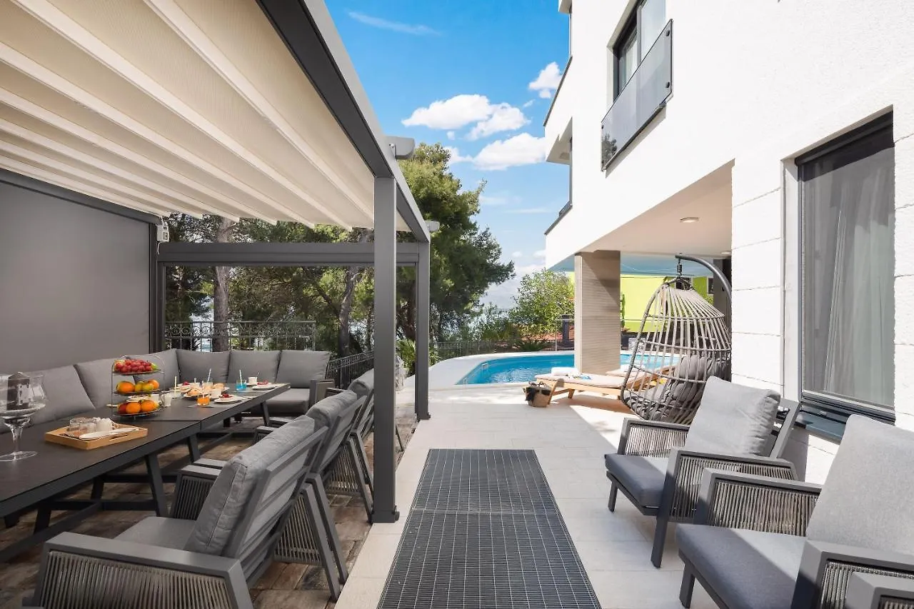 Apartment Beach Villa Valentina Trogir