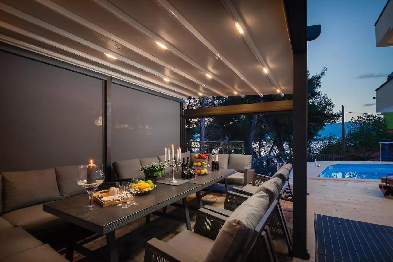 Apartment Beach Villa Valentina Trogir