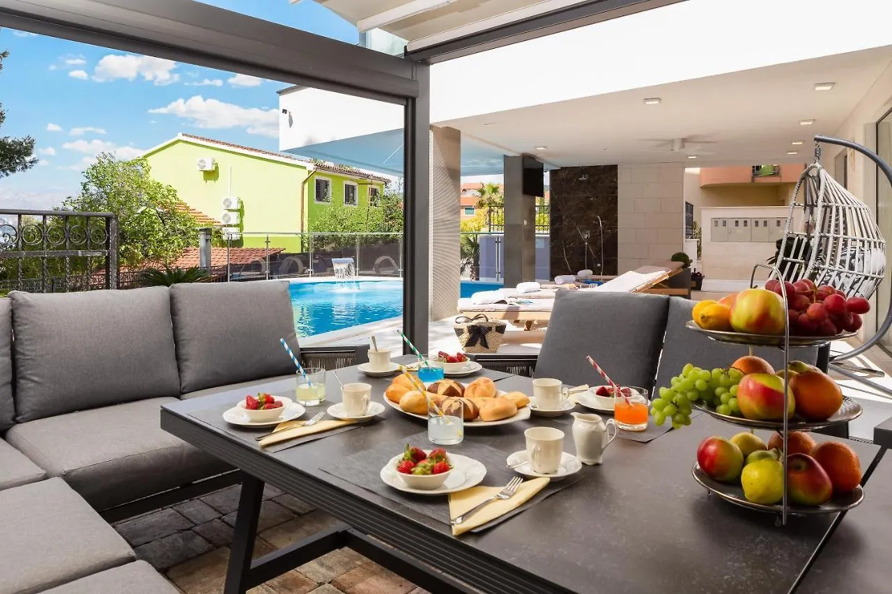 Beach Villa Valentina Trogir 0*,  Croatia
