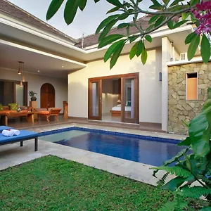 https://villa-wananta-2.ubudhotelsnow.com