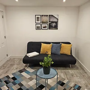https://alfama-secret-cozysweat.hotels-lisbon-portugal.com